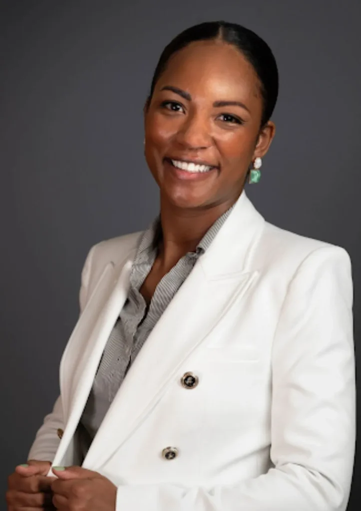 Alanna - Attorney in CT